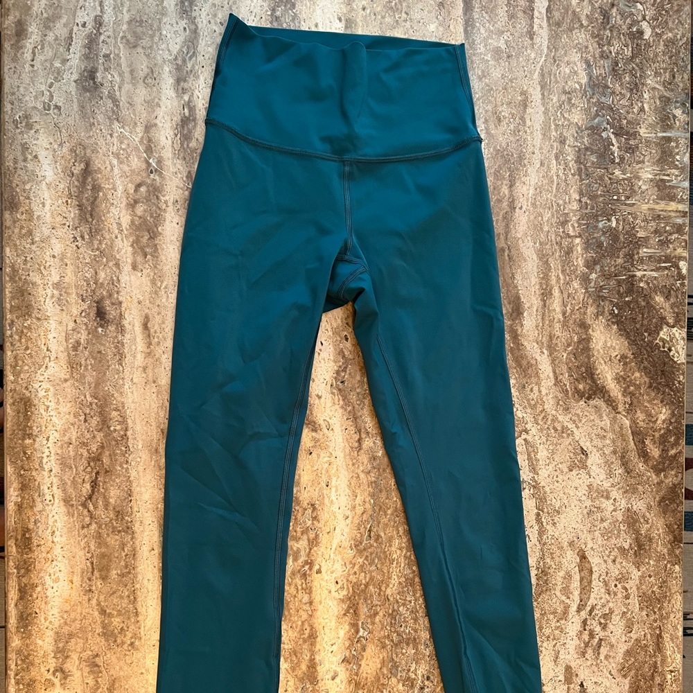 Lululemon Wunder Under 25” leggings size 4